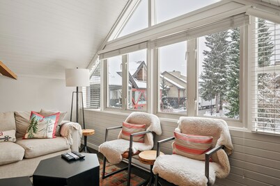 The Nest | Central, Luxury Unit | Free Parking
