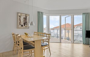 Dining - Gudhjem Søpark Lejl. 16 (Gudhjem)