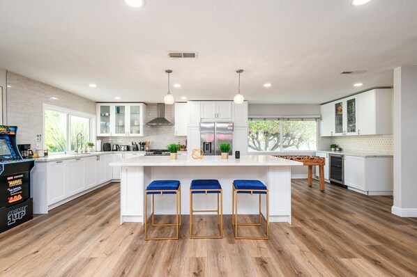 Fridge, microwave, oven, stovetop - 4BR Mins to Disney, Pool & Arcade Lux Retreat (Fullerton)