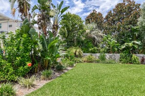 Exterior - Flamingo Beach Hideaway (St. Augustine)