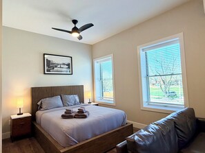 1 bedroom, desk, iron/ironing board, free WiFi