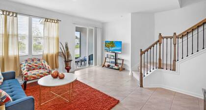 New 3-Bedroom Lakeview Townhouse