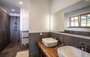 Dusche, Haartrockner