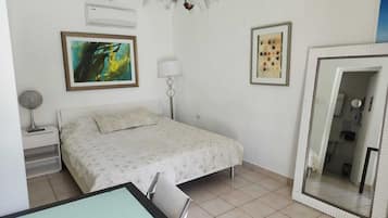 Individually decorated, individually furnished, soundproofing