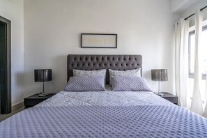 1 bedroom, in-room safe, desk, iron/ironing board