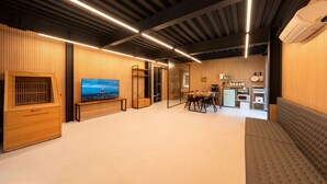 Rom – basic, 1 soverom (dokchae poolvilla) | 1 soverom og wi-fi (inkludert)