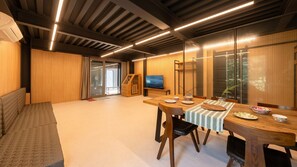Basic Room, 1 Bedroom (dokchae poolvilla) | 1 bedroom, free WiFi - Gwangju Chez Pompom Dokchae Poolvilla (Gwangju)