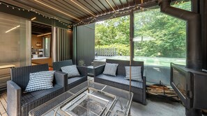 Basic Room, 1 Bedroom (dokchae poolvilla) | 1 bedroom, free WiFi - Gwangju Chez Pompom Dokchae Poolvilla (Gwangju)