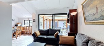 Reynaertpark with parking by Interhome