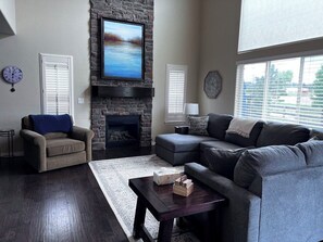 Téléviseur connecté, foyer