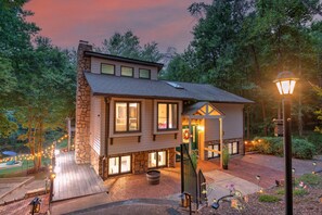 Exterior - Luxury Retreat with Private Sauna, Movie Theatre and Serene Pond (Lake Lure)