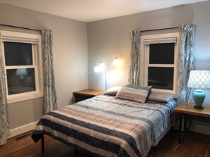 3 bedrooms, in-room safe, WiFi, bed sheets