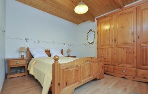 3 bedrooms