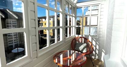 Newly Refurbished w/ River Views