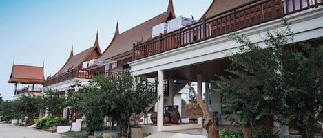 Bahagian luar