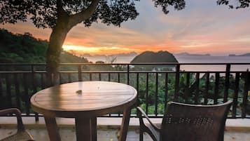 Sun deck