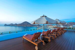 Property grounds - PENTHOUSE 7022 BEST OCEAN VIEW ON MEDANO BEACH (Cabo San Lucas)
