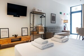 Desk, iron/ironing board, travel cot, WiFi