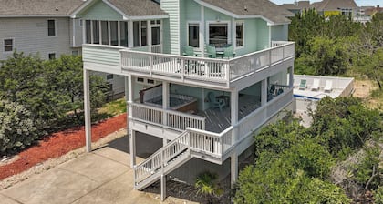 Searenity | 810 ft to the beach | Private Pool, Hot Tub, and Dog Friendly
