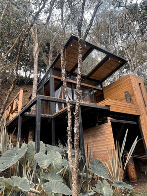 Superior Double Room | Free WiFi, bed sheets - Onirico Luxury (Medellín)