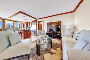 Smart TV - Incredible 3-bedroom villa with amazing secluded Lagoon in Ko Olina resort area. (Kapolei)