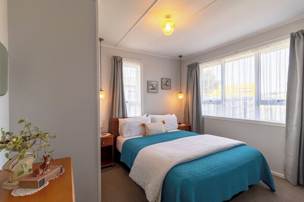 2 bedrooms, desk, iron/ironing board, travel cot - ◇◇NO CLEANING FEE◇◇
Cottage135 Rotorua - Family-friendly holiday home (Rotorua)