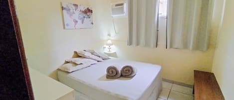 2 habitaciones, tabla de planchar con plancha, wifi y ropa de cama