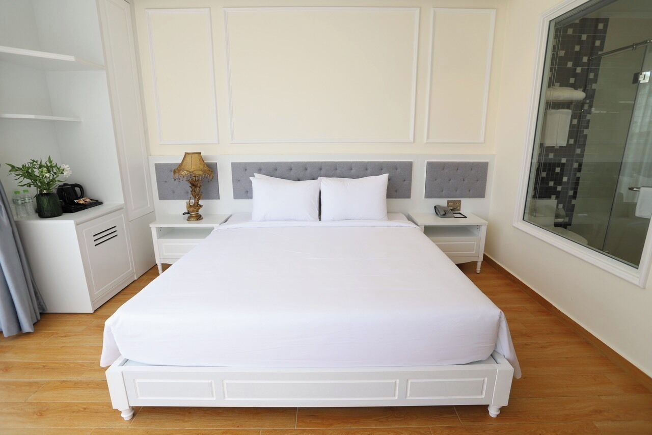 Quarto panorâmico, 1 cama King | Wi-Fi de cortesia