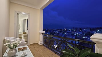 Suite, City View | Balcony