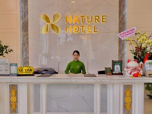Reception - Nature Hotel - Pham Hong Thai (Da Lat)