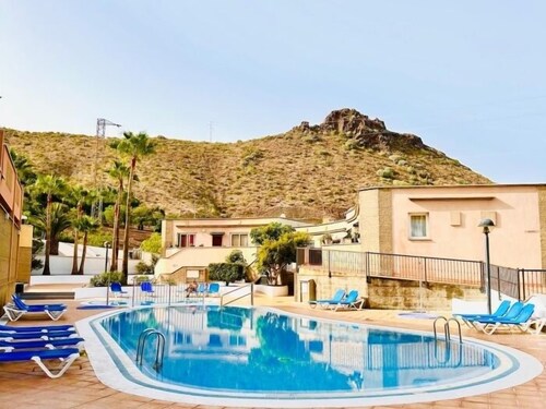 Apartment with large terrace in Costa Adeje.