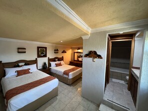 Comfort Double Room, City View | Blackout curtains, soundproofing, iron/ironing board, free WiFi - Hotel Casablanca 160 (Mérida)