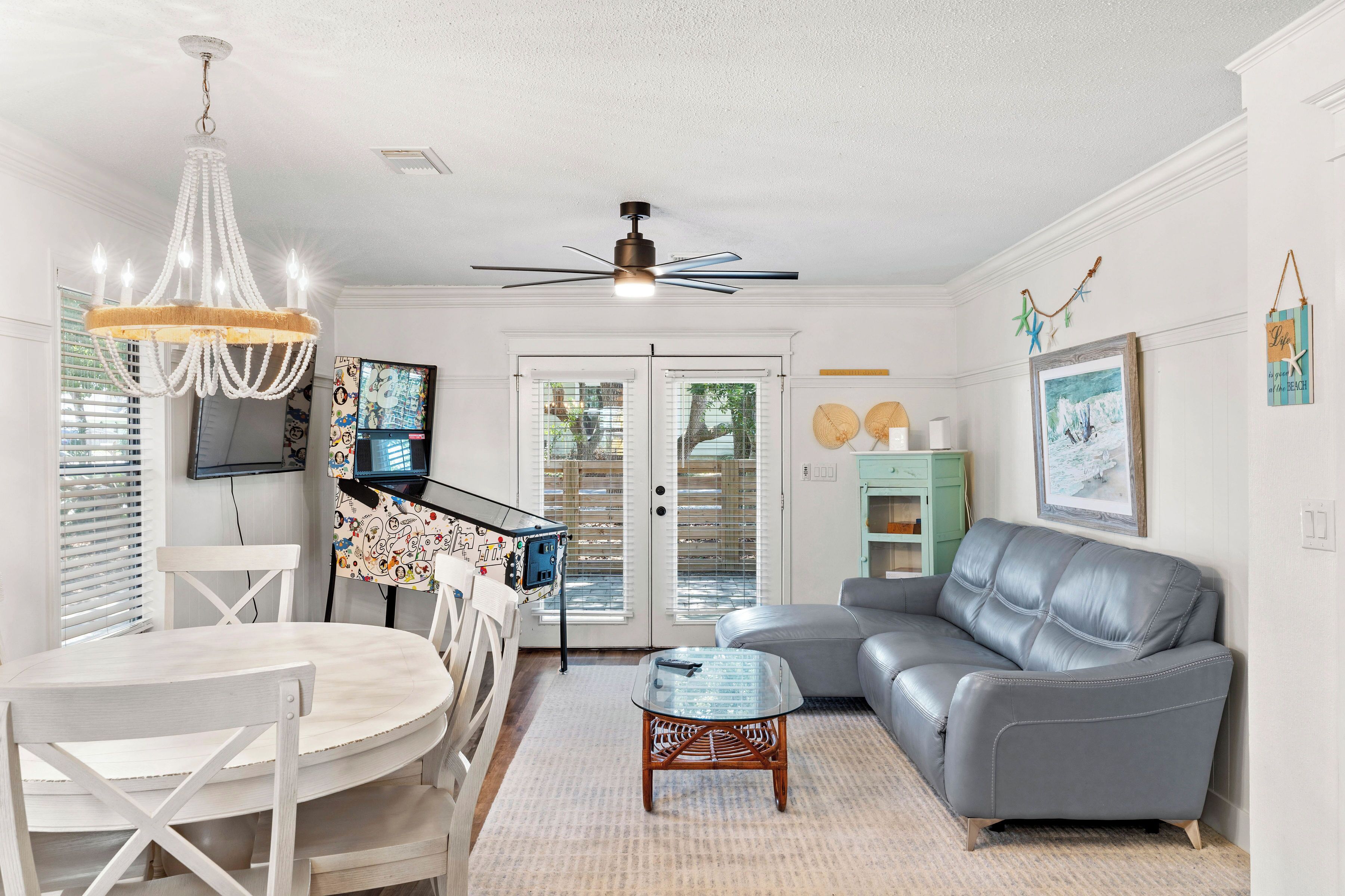 Brand New Listing - Cute Coastal Cottage, the Perfect Getaway!