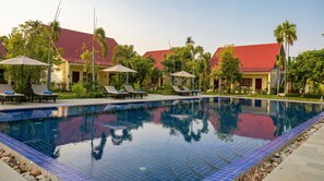 3 indoor pools, outdoor pool - Habana Angkor Resort (Siem Reap)