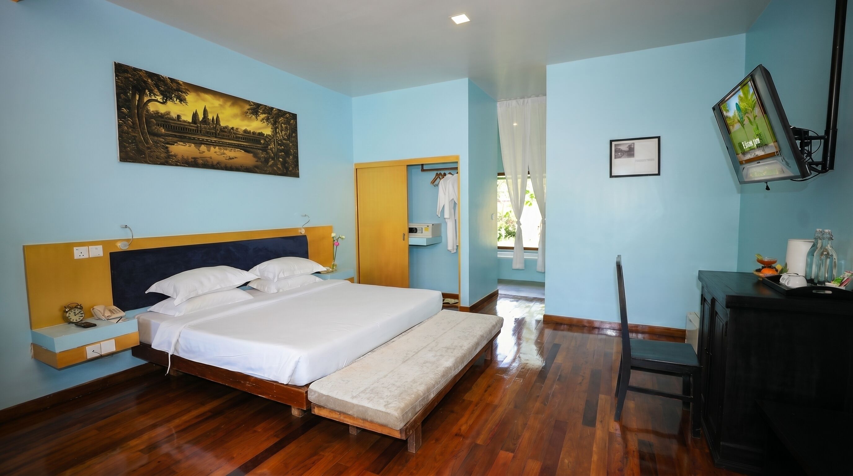 Junior Suite, Pool View | WiFi (free), bed sheets