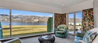 Mount Pisa Lake View