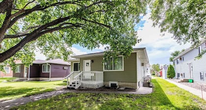 Cozy Studio Near NDSU and Fargodome