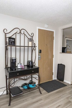Interior - Cozy Studio Near NDSU and Fargodome (Fargo)