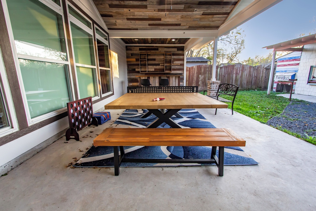 Photo 11 of Luxury Spanish Style Getaway with Movie Theater, Ping Pong, & More! Sleeps 19!