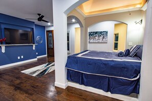 5 soverom, strykejern/-brett, reiseseng for barn og wi-fi (inkludert)