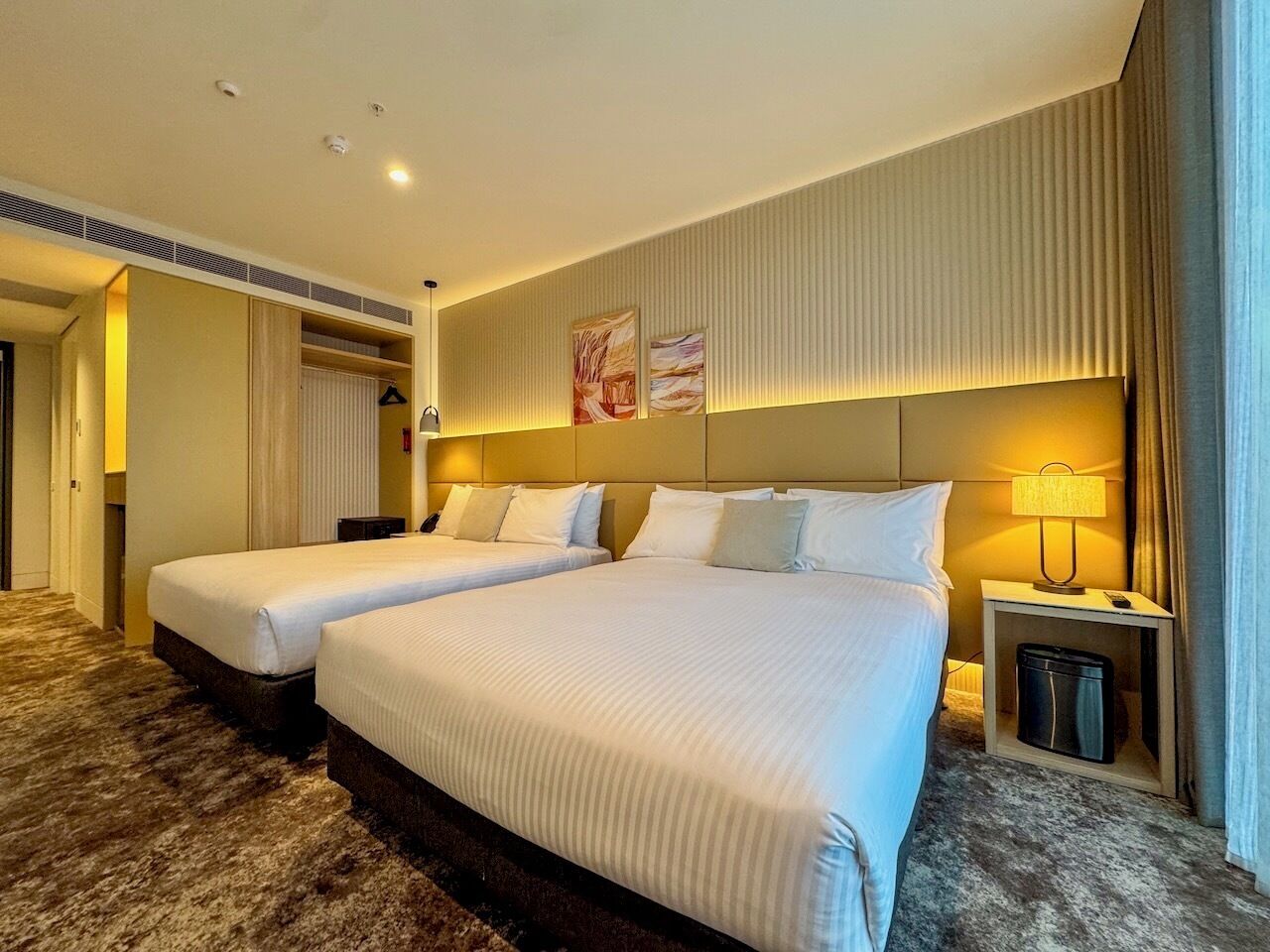 Quartet Classic | In-room safe, laptop workspace, blackout drapes, iron/ironing board