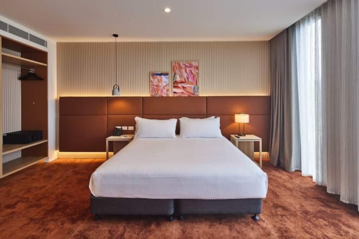 In-room safe, blackout curtains, iron/ironing board, free WiFi