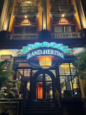 Façana frontal de l'allotjament