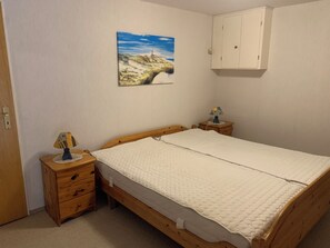 1 bedroom - Ferienhaus Bernstein Ruhige Sackgassenlage 400m bis zum Meer (Friedrichskoog)