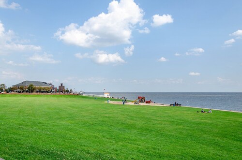 Apartment 'Tautraum Suite Mit Whirlpool' with Wi-Fi