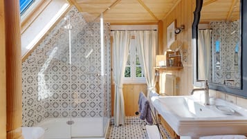 Doccia, asciugacapelli, asciugamani