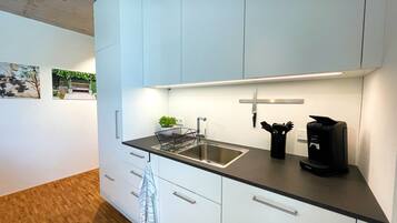 Kühlschrank, Ofen, Herdplatte, Geschirrspüler