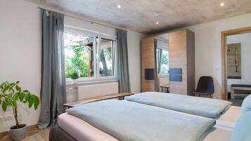 2 Schlafzimmer, Bügeleisen/Bügelbrett, kostenloses WLAN, Bettwäsche