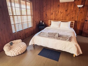 1 habitación, wifi y ropa de cama