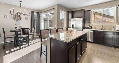 New. The Homestead in Brighton Near Everything